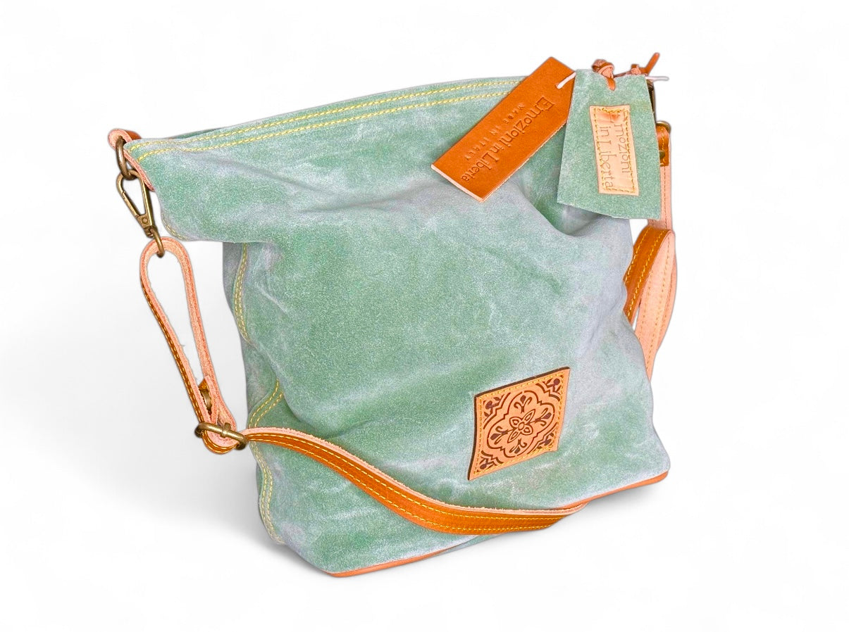 BORSA BUCKET IN PELLE