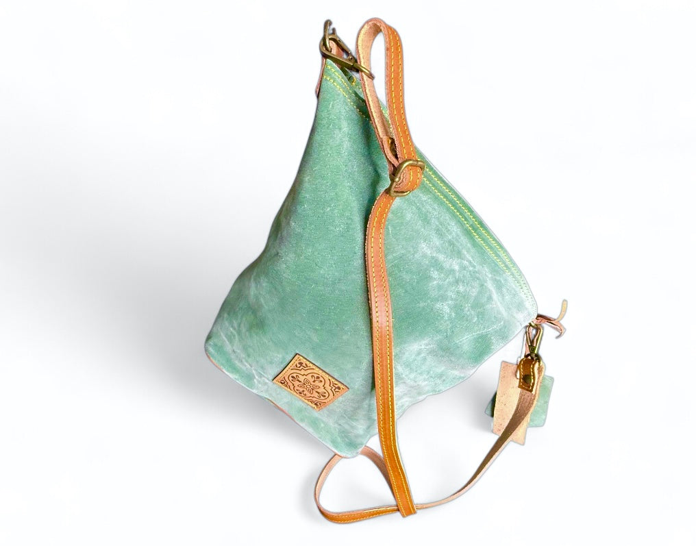 BORSA BUCKET IN PELLE